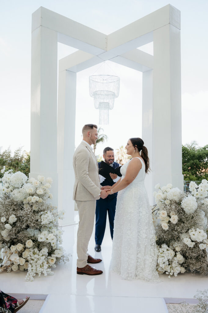 Want an all-inclusive destination wedding at a resort.. but not in the sand? Live Aqua Cancun's got your back.