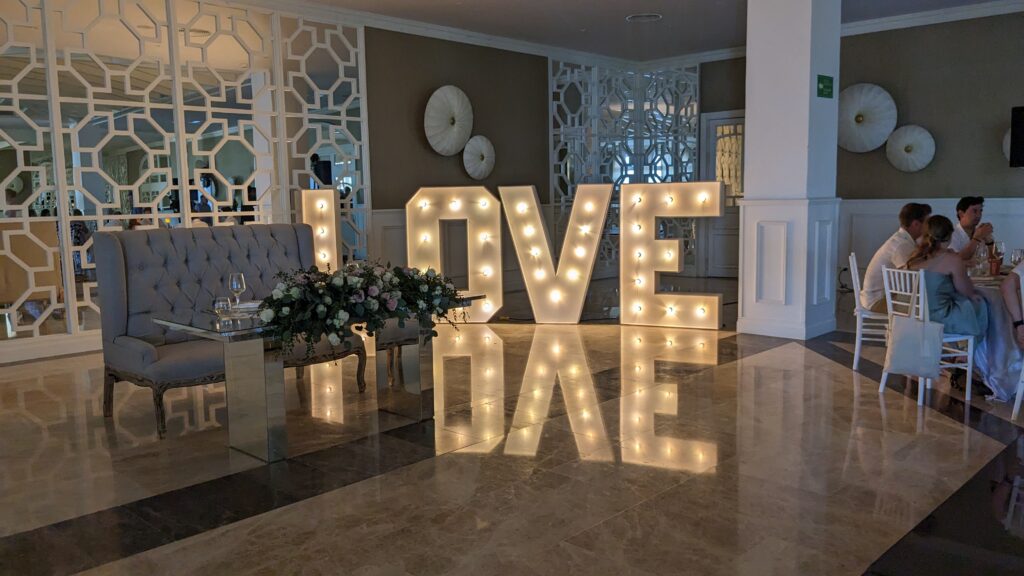 Majestic Elegance Costa Mujeres wedding packages allow you to add a private reception