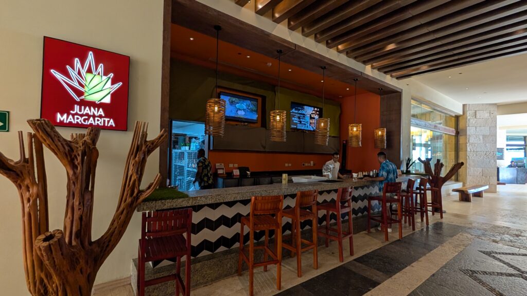 Healthy Juices and Margarita bar at Hyatt Ziva Cancun