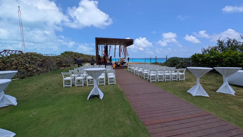 unique wedding venue at Hyatt Ziva Cancun